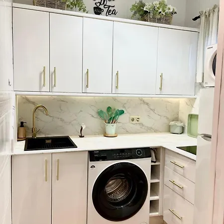 Estudio En Primera Linea De Mar De * マルベーリャ