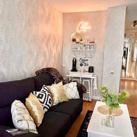 Estudio En Primera Linea De Mar De Apartment Marbella