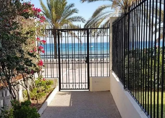 Апартаменти Estudio En Primera Linea De Mar De